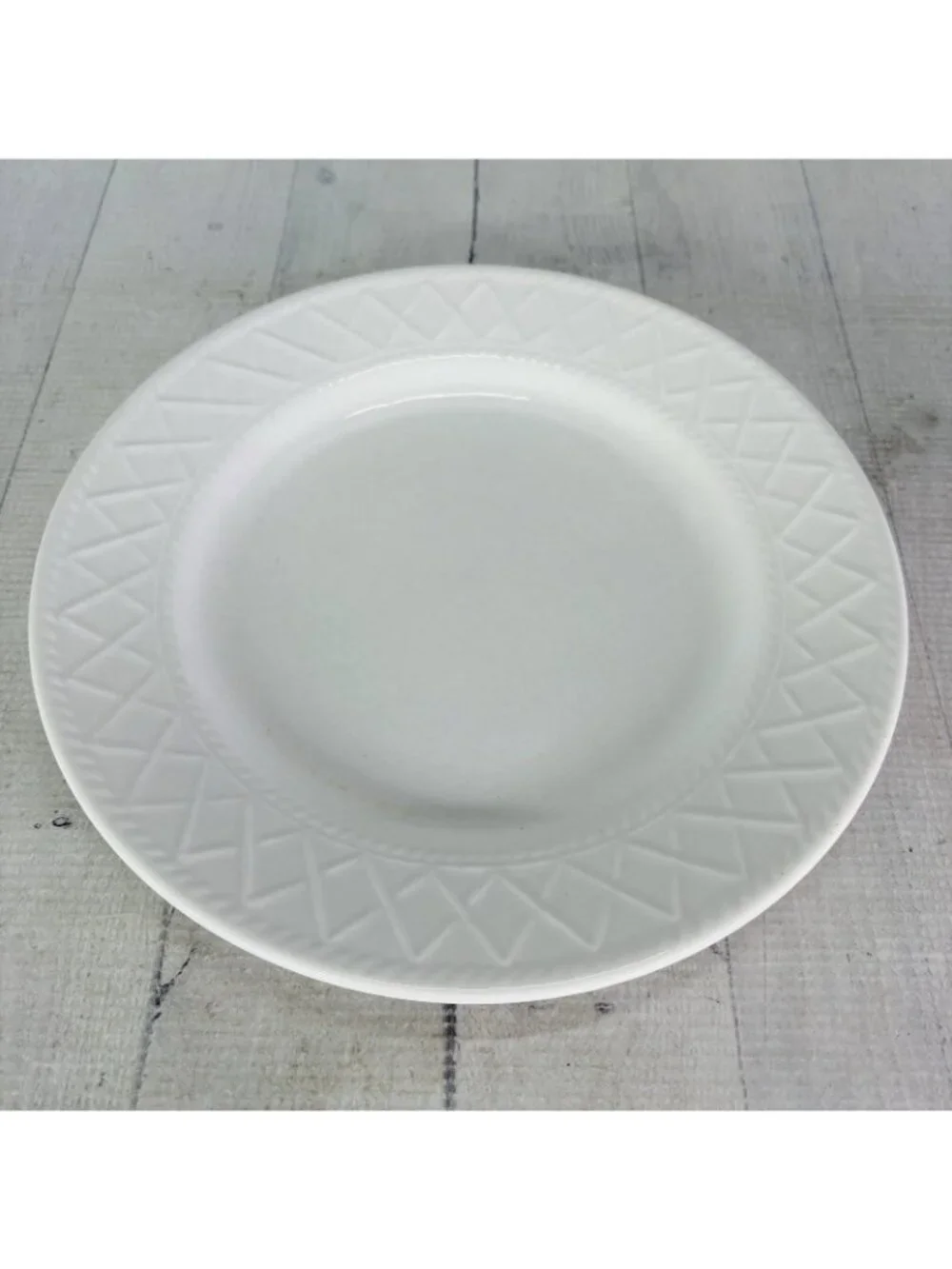 Totally Today TTO6 White Embossed Rope Criss Cross Ceramic Dinner Plates Set 4